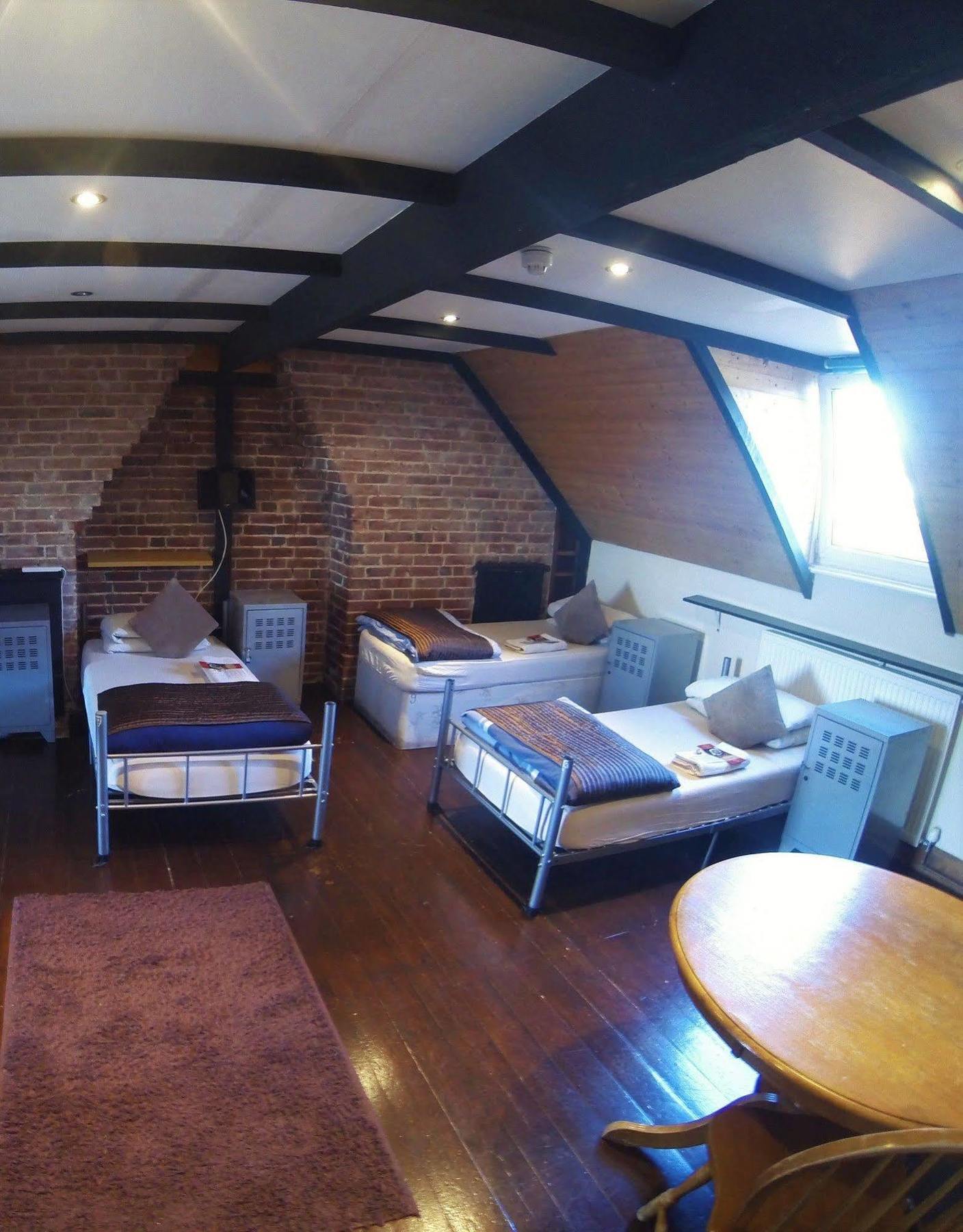Kipps Backpackers Кентърбъри Екстериор снимка