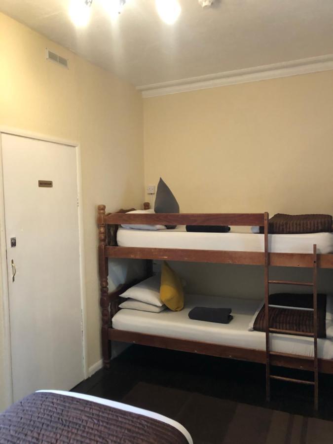 Kipps Backpackers Кентърбъри Екстериор снимка